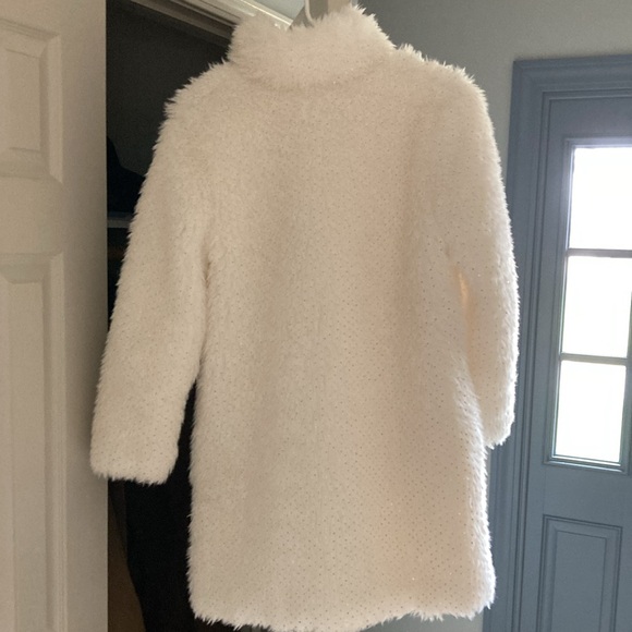 Girls American Widgeon Fur Coat size 14 - Picture 4 of 4